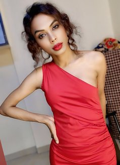 Saheba shemale - Transsexual escort in Pune Photo 15 of 18