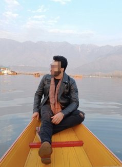 Romeo7star - Male escort in New Delhi Photo 3 of 5