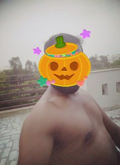 Sahil - Male escort in Mumbai Photo 2 of 4