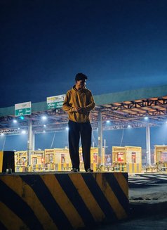 Top G - Intérprete masculino de adultos in Nashik Photo 2 of 3