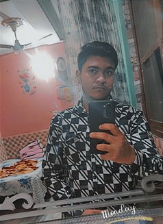 Sahil - Male escort in New Delhi Photo 2 of 9