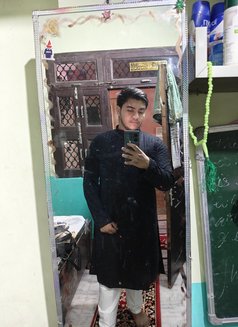 Sahil - Male escort in New Delhi Photo 4 of 9