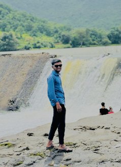 Sahil - Male escort in Pune Photo 4 of 5