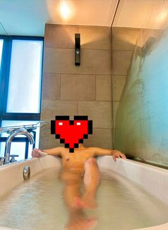 Sahil K - Male escort in Gurgaon Photo 5 of 11