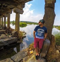 Sahil Kapoor - Acompañantes masculino in Bangalore