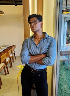 Sahil Khan - Acompañantes masculino in Akola Photo 7 of 11