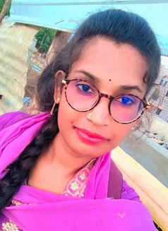 Sahruda Reddy - Transsexual escort in Hyderabad Photo 3 of 5