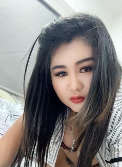 Sai - escort in Muscat Photo 2 of 9