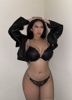 Saibella - escort in Taipei Photo 28 of 30