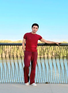 Saif - Male escort in Abu Dhabi Photo 4 of 5