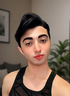 Saif - Male escort in Abu Dhabi Photo 5 of 5