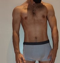 Saif - masseur in Dubai