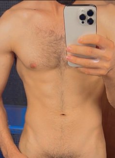 Saifoo - Male escort in Doha Photo 4 of 5