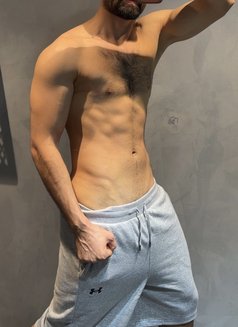 Saifoo - Male escort in Doha Photo 5 of 6