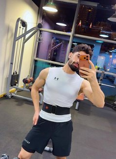 Saifoo - Male escort in Riyadh Photo 6 of 6