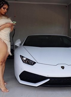 Saige - escort in Johannesburg Photo 7 of 8