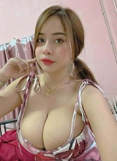 Saila - escort in Doha Photo 3 of 5