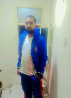 Saim Bbc - Male escort in Lahore Photo 1 of 3