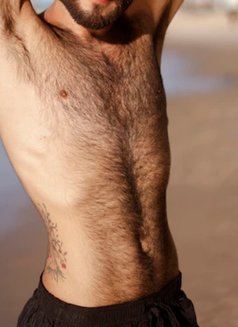 نایف - Male escort in Al Manama Photo 3 of 6