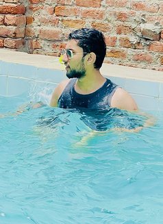 Saim Malik - Acompañantes masculino in Lahore Photo 2 of 8