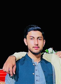 Saim Malik - Acompañantes masculino in Lahore Photo 7 of 8