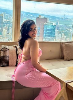 Saina - escort in Kochi Photo 3 of 3