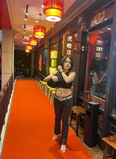 Sainarazang - Transsexual escort in Bangkok Photo 9 of 10