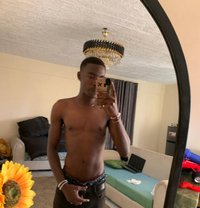 Saint - Acompañantes masculino in Nairobi