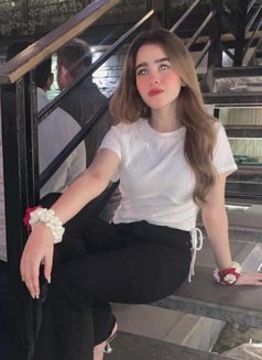 Saira Dxb - puta in Dubai Photo 3 of 4