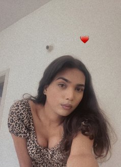 Saisha - Transsexual escort in Pune Photo 8 of 9