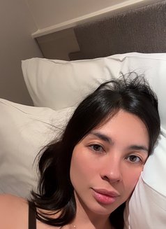 Saj - escort in Singapore Photo 7 of 10