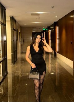 Sajjalindianescort - puta in Abu Dhabi Photo 6 of 6