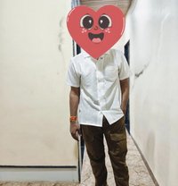 Saket - Acompañantes masculino in Raipur