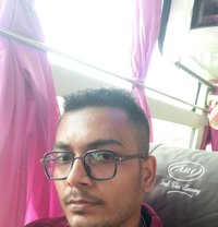 Saket - Male escort in Al Wukayr