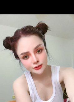 Saki - puta in Al Juffair Photo 3 of 3