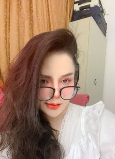 Saki - puta in Şalālah Photo 1 of 4