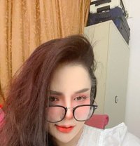 Saki - puta in Şalālah Photo 1 of 4