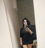 SAKSHI ARORA Meet & CAM SEX CHAT - puta in Pune Photo 3 of 4