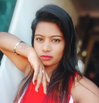 Sakshi꧁🦋🦋 Cam & Real Session 🦋 - escort in Chennai