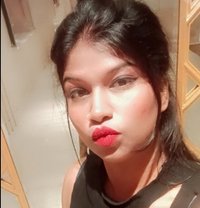 Sakshi꧁🦋🦋 Cam & Real Session 🦋 - escort in Chennai Photo 1 of 1