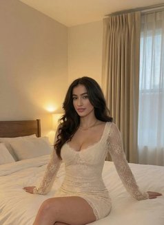 Sakshi Doorstep Incall - escort in Negombo Photo 1 of 3