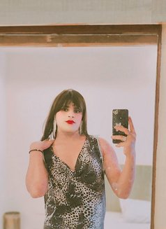 Sakshi - Transsexual escort in Gurgaon Photo 3 of 11