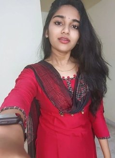 Sakshi Independent Call Girls 24x7 - escort in Ahmedabad Photo 4 of 4