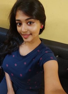 Sakshi Independent Call Girls 24x7 - escort in Kolkata Photo 1 of 4