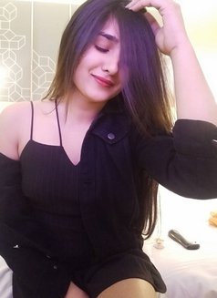 Sakshi - puta in Al Manama Photo 1 of 7