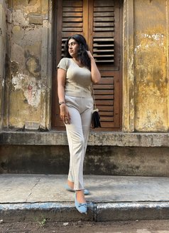 Sakshi - escort in Bangalore Photo 1 of 3