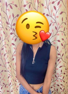 Sakshi - escort in Chandigarh Photo 1 of 1