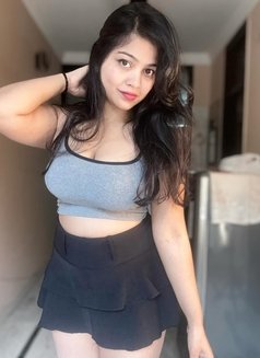 Sakshi - escort in Chennai Photo 2 of 2