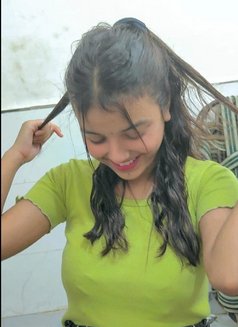 Sakshi - puta in Gurgaon Photo 4 of 4