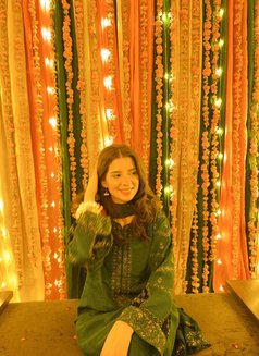 Sakshi - escort in Kochi Photo 1 of 6